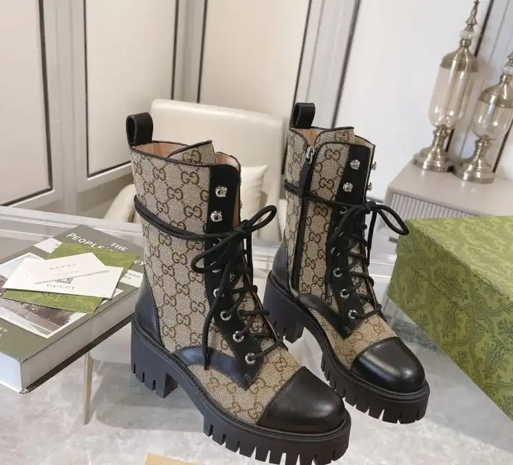 hype Gucci Boots