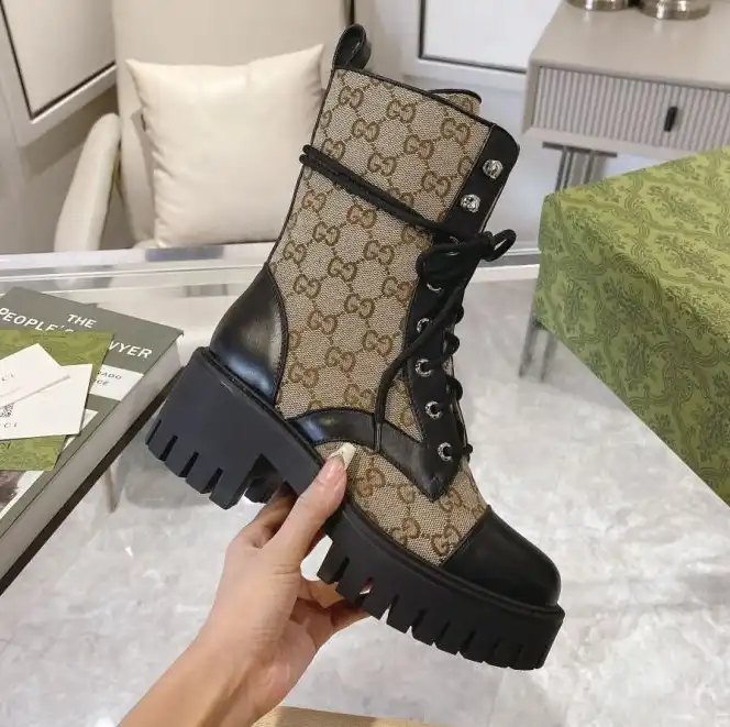 hype Gucci Boots