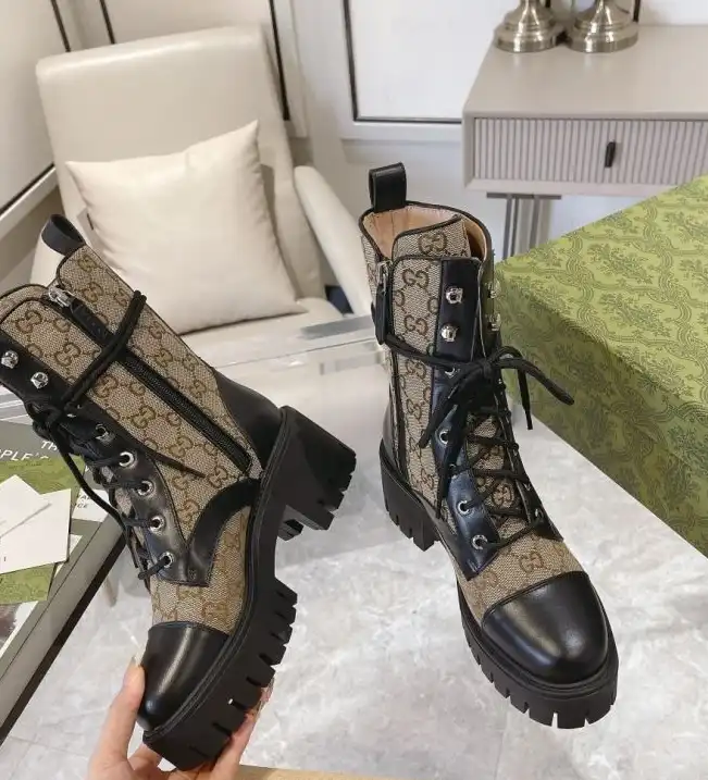 hype Gucci Boots