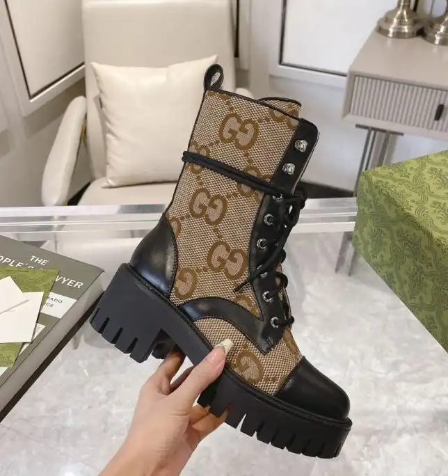 hype Gucci Boots