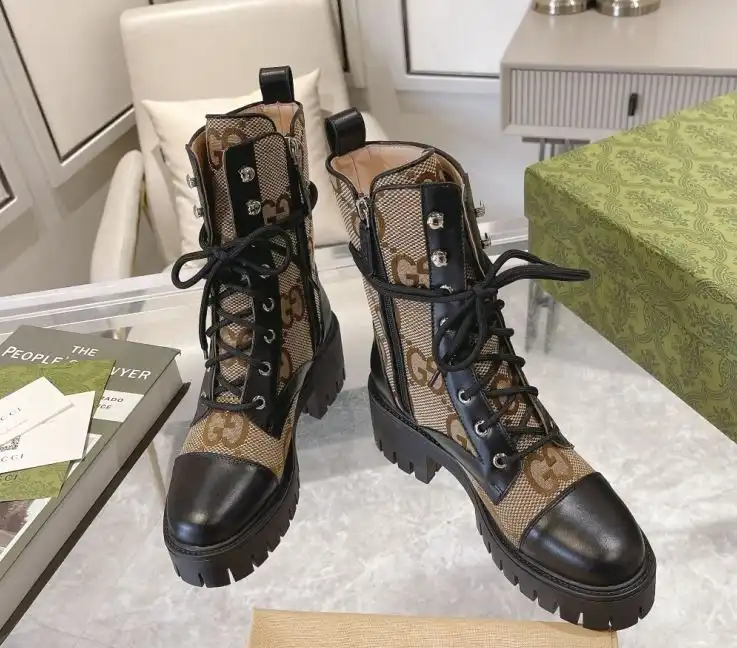 hype Gucci Boots