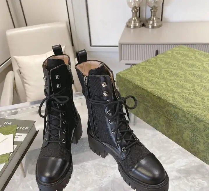 hype Gucci Boots