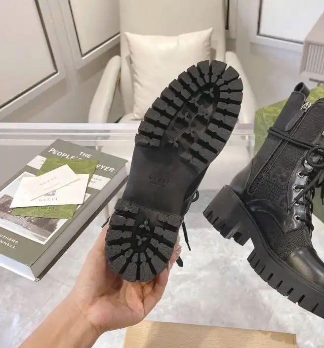 hype Gucci Boots