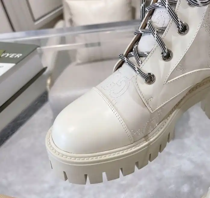 hype Gucci Boots