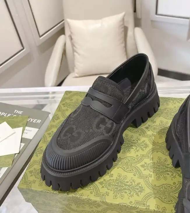 hype Gucci Sneakers