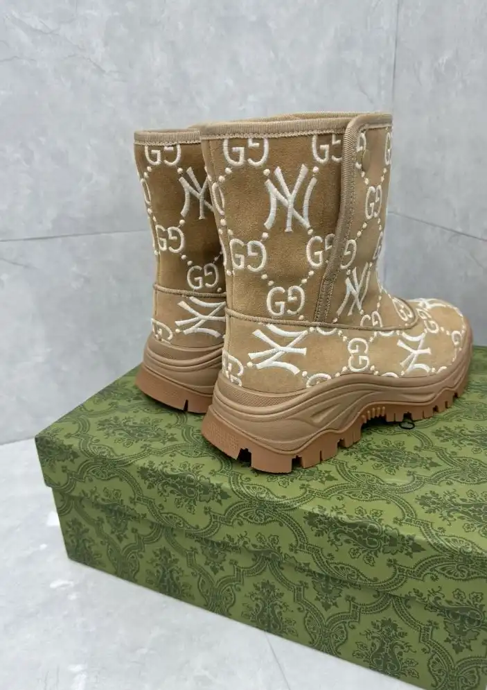 hype Gucci Boots