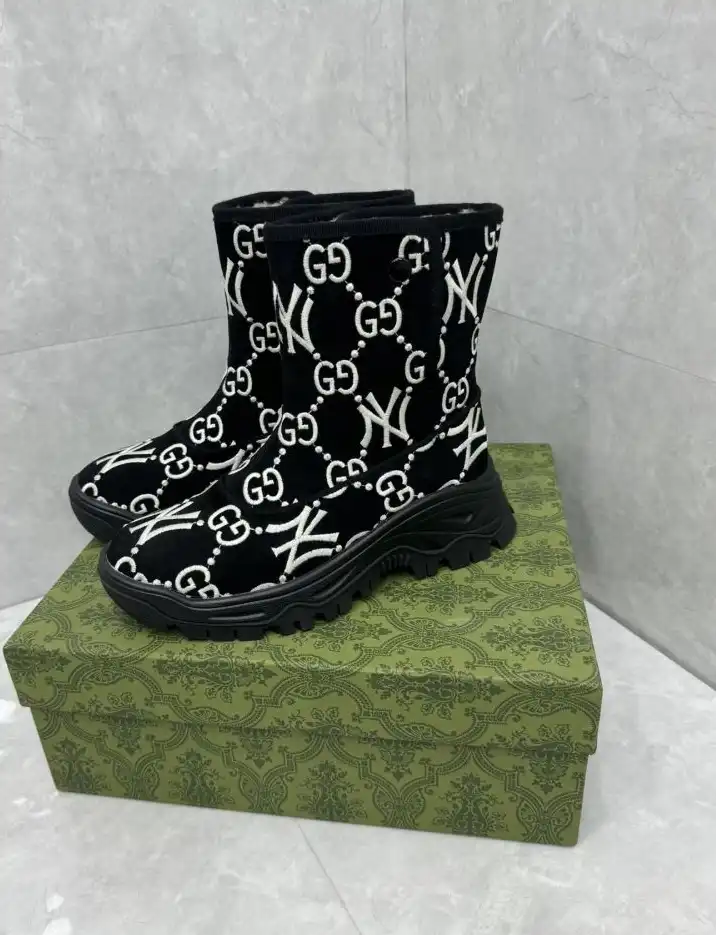 hype Gucci Boots