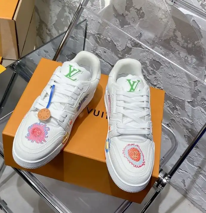 hype Louis Vuitton Sneakers