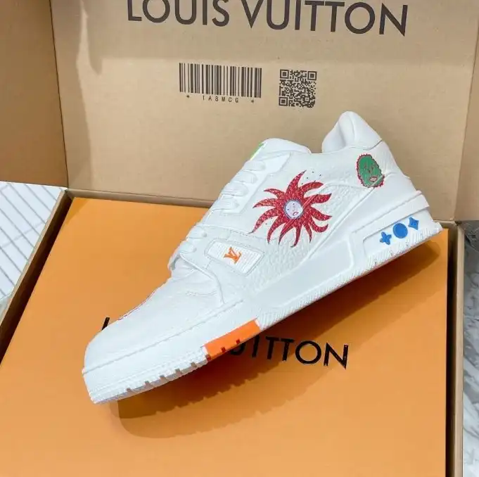 hype Louis Vuitton Sneakers