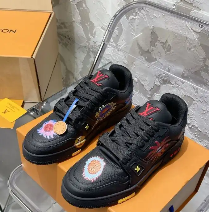 hype Louis Vuitton Sneakers