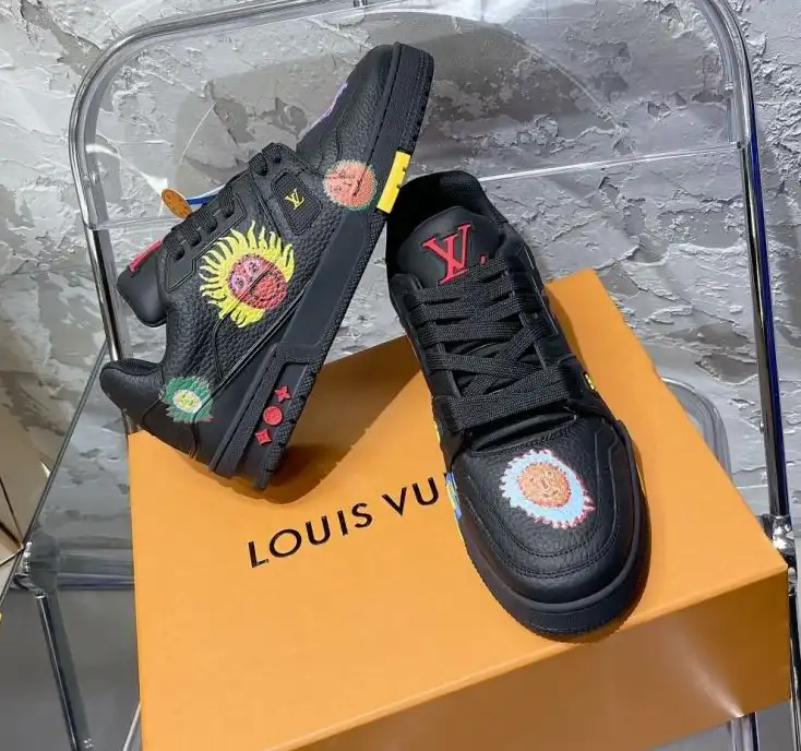 hype Louis Vuitton Sneakers