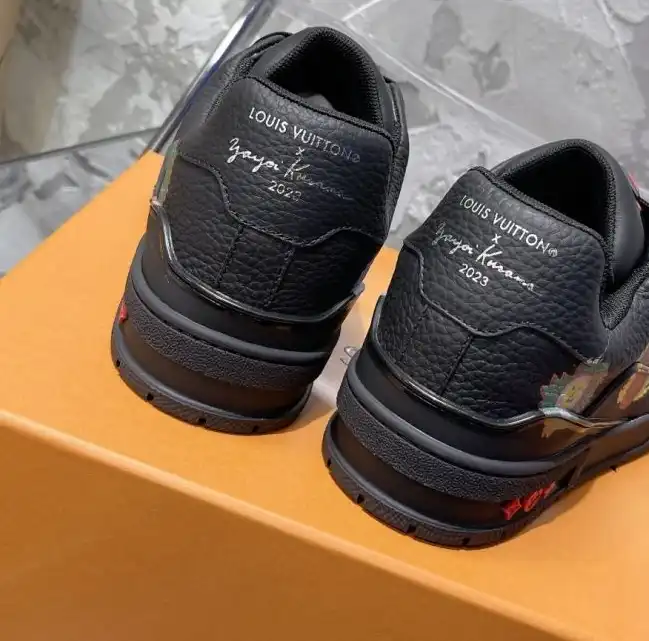 hype Louis Vuitton Sneakers