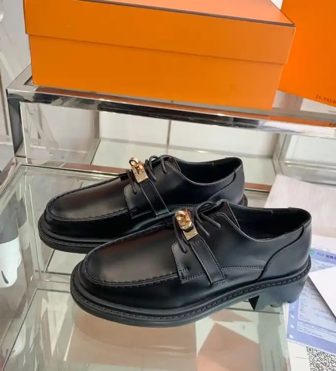 hype Hermes Leather Shoes