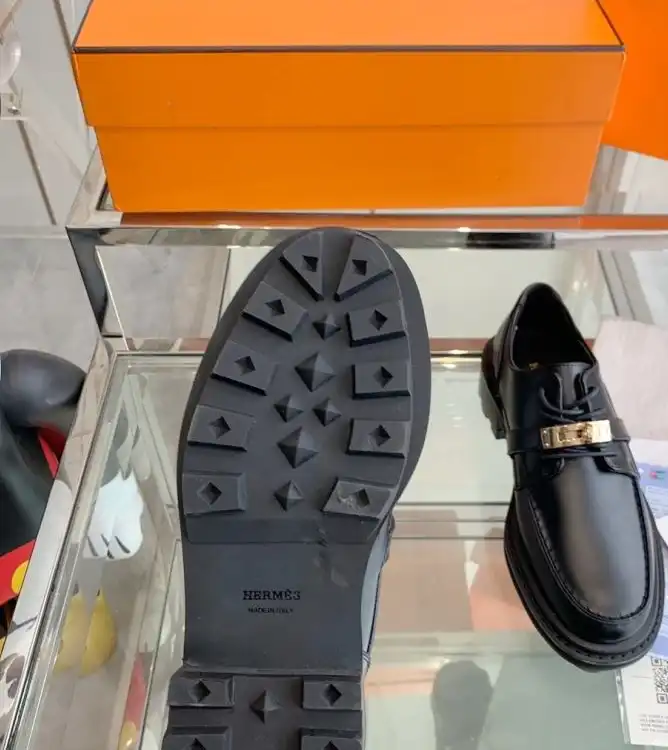 hype Hermes Leather Shoes