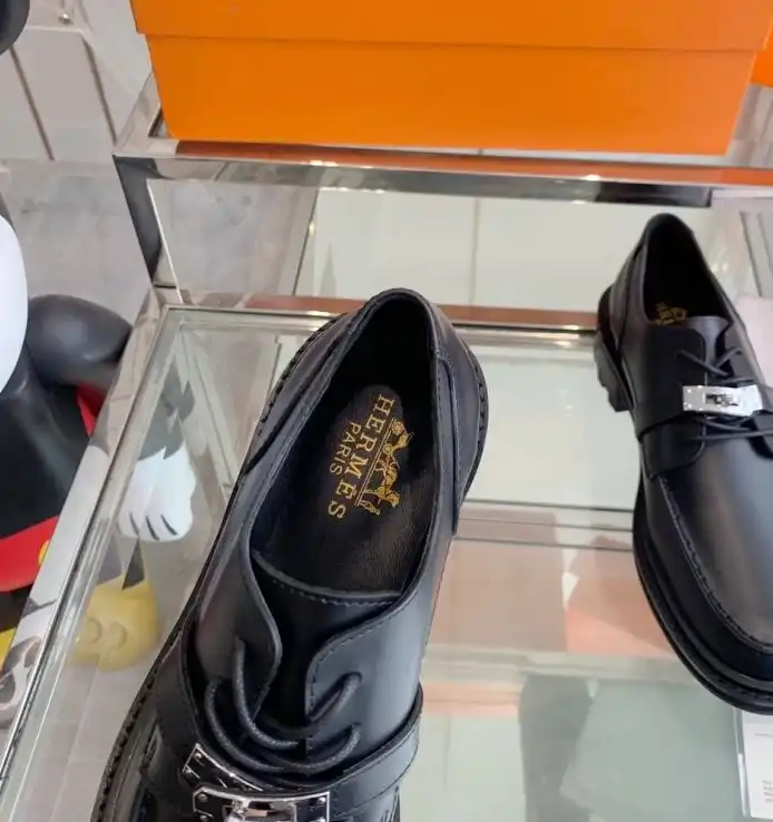 hype Hermes Leather Shoes