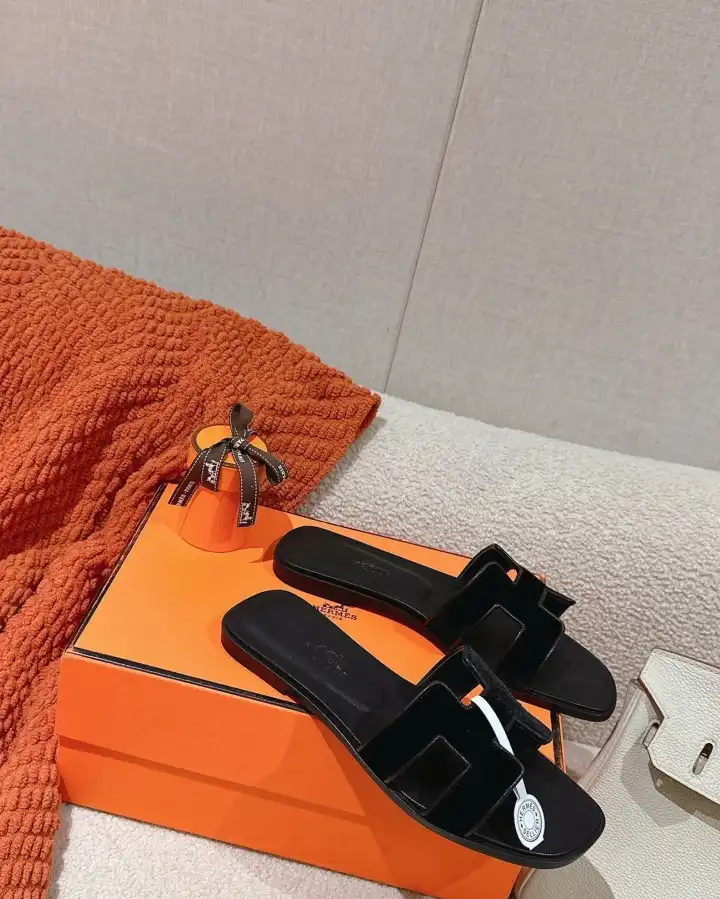 hype Hermes Slippers