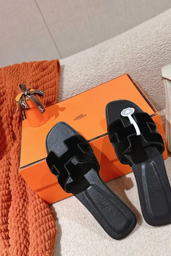 hype Hermes Slippers