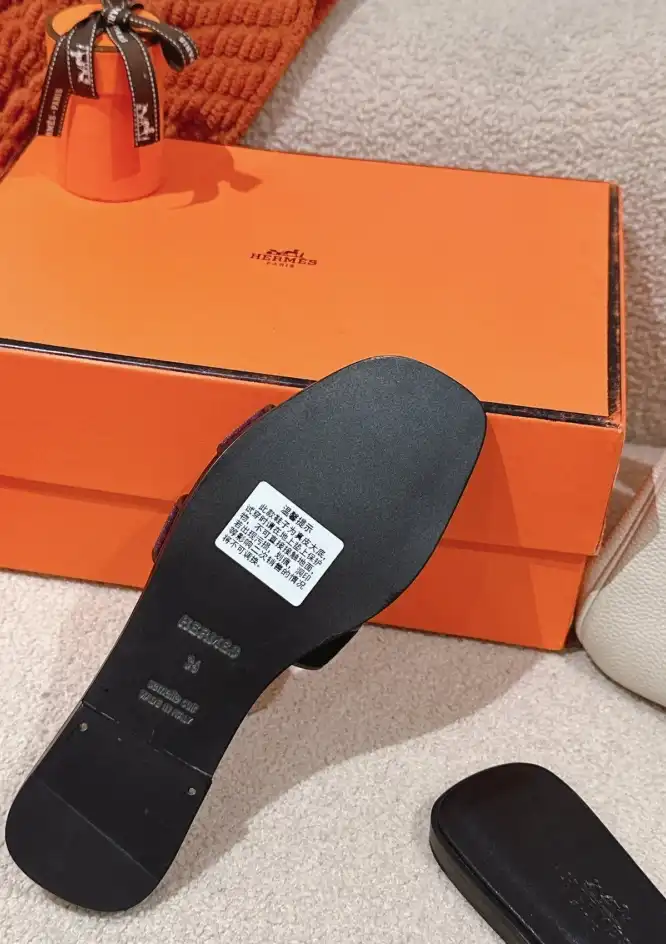 hype Hermes Slippers