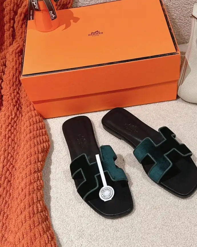 hype Hermes Slippers