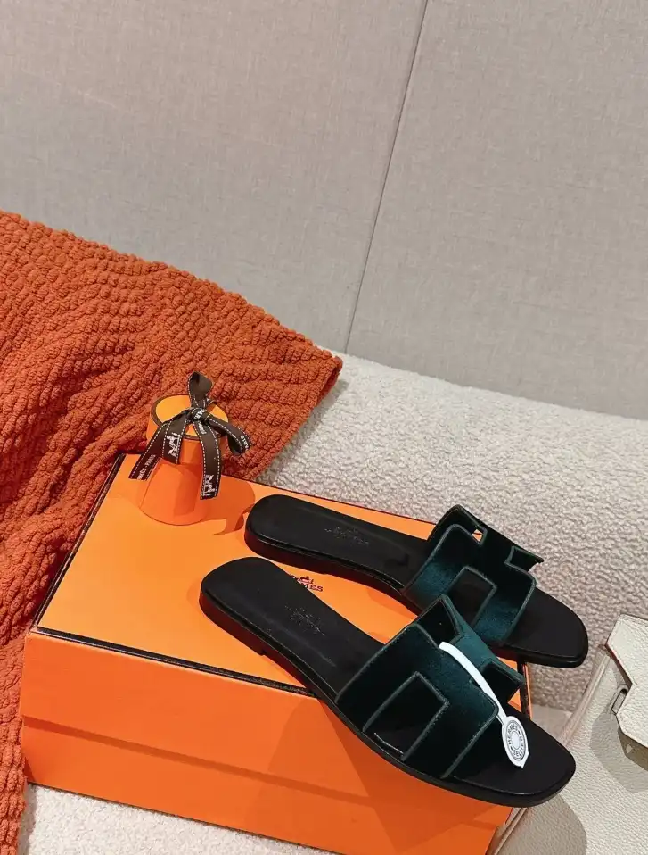 hype Hermes Slippers