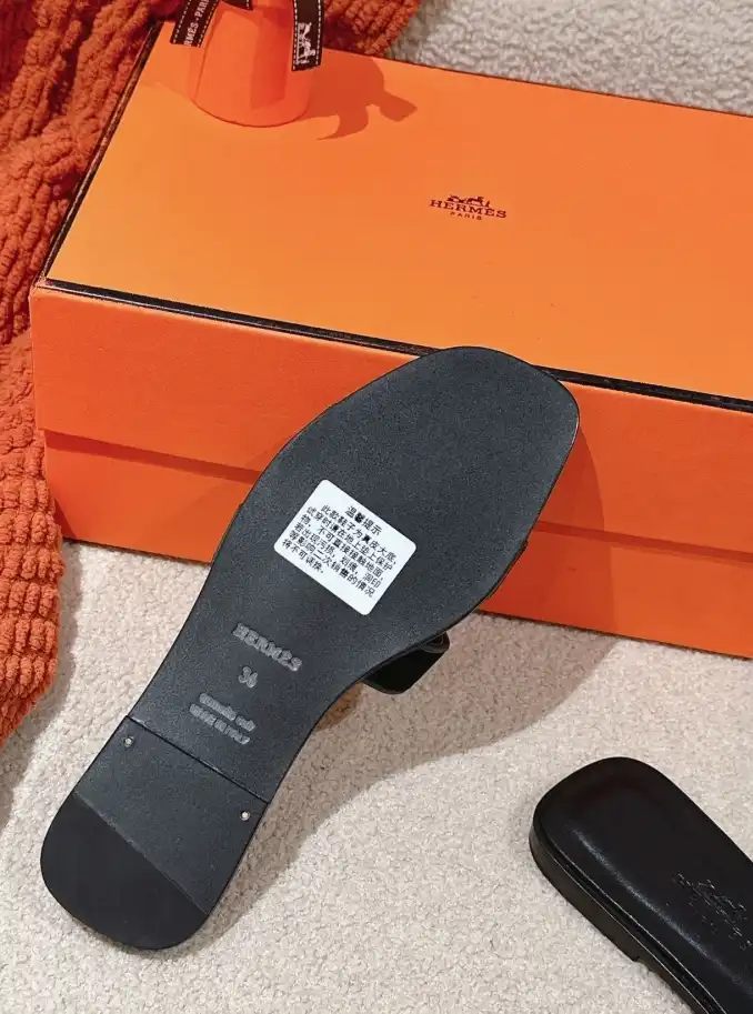 hype Hermes Slippers