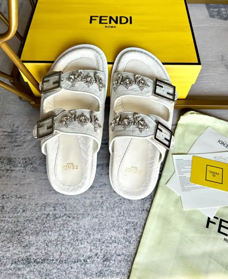 hype Fendi Slippers