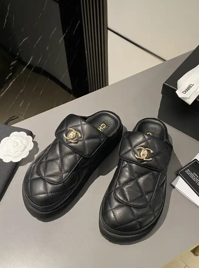 hype Chanel Slippers