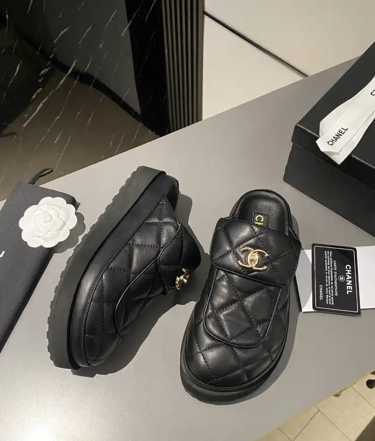 hype Chanel Slippers