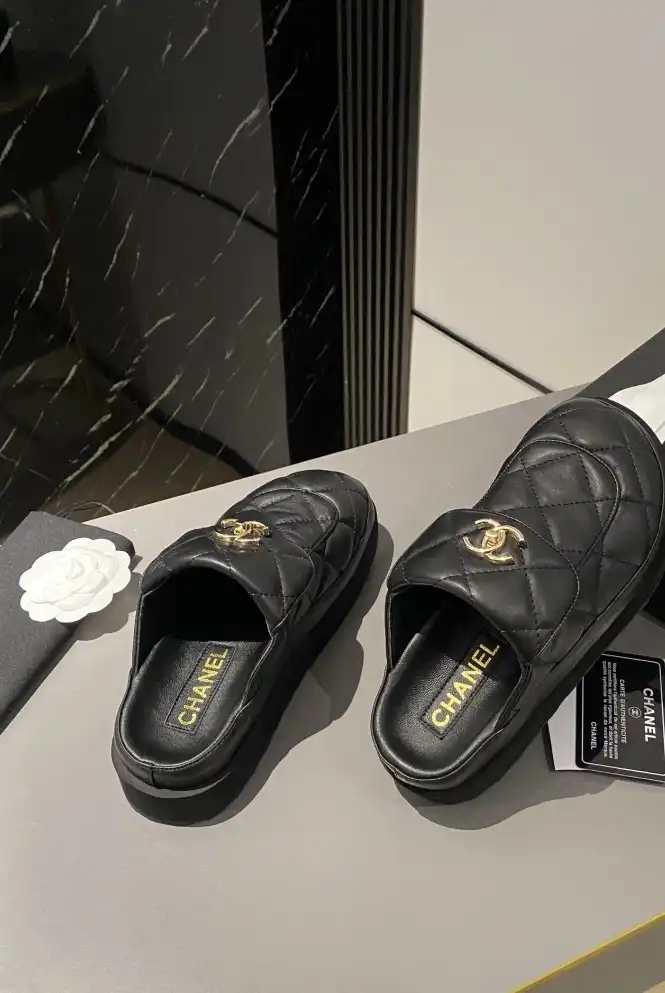 hype Chanel Slippers