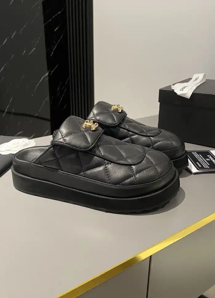 hype Chanel Slippers