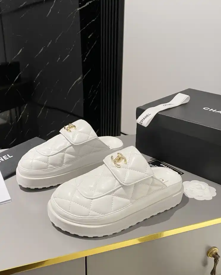 hype Chanel Slippers