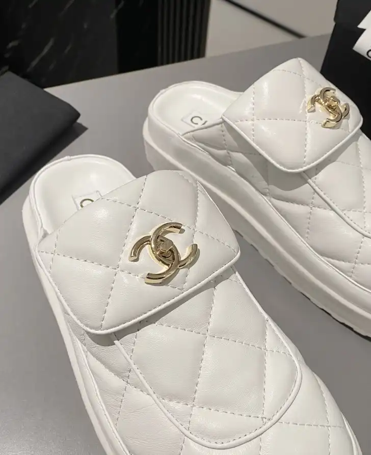 hype Chanel Slippers