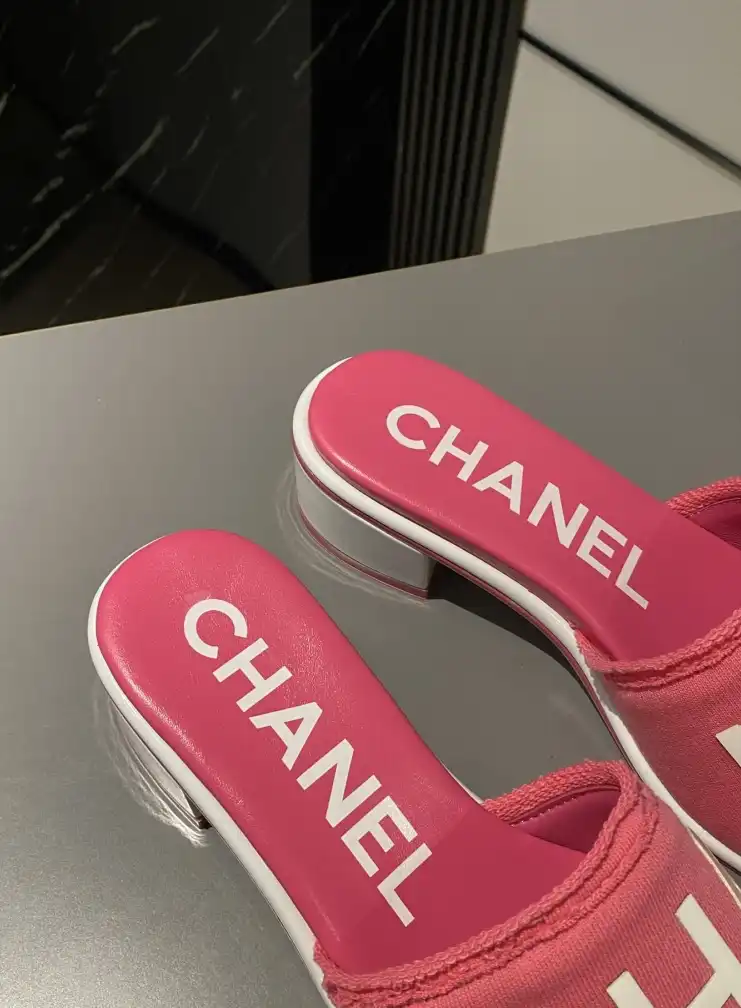 hype Chanel Slippers