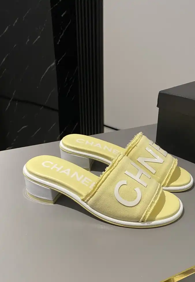 hype Chanel Slippers