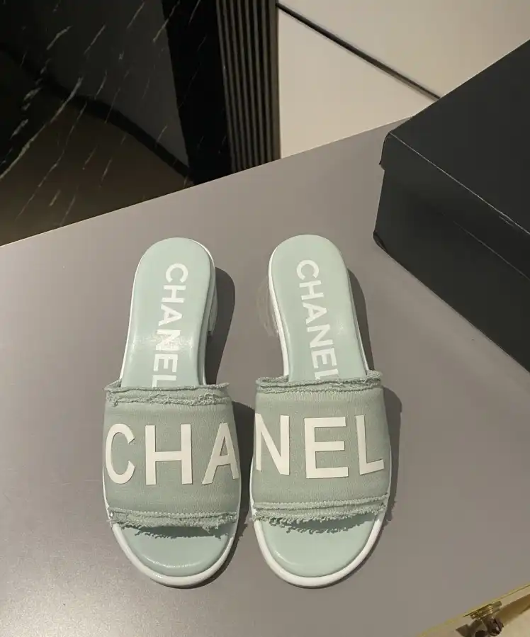 hype Chanel Slippers