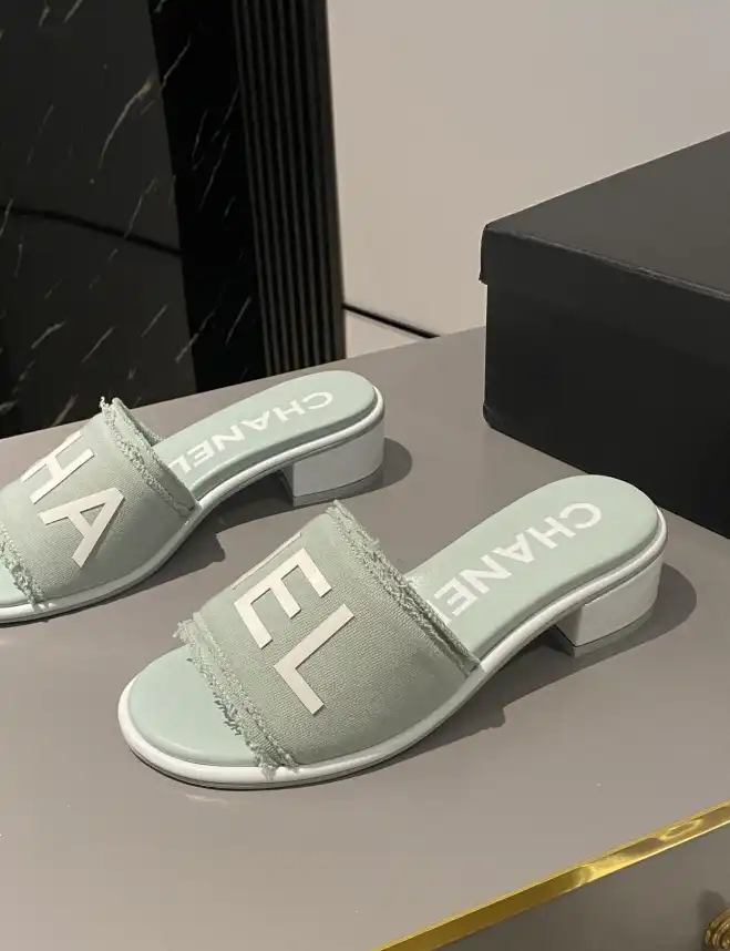 hype Chanel Slippers