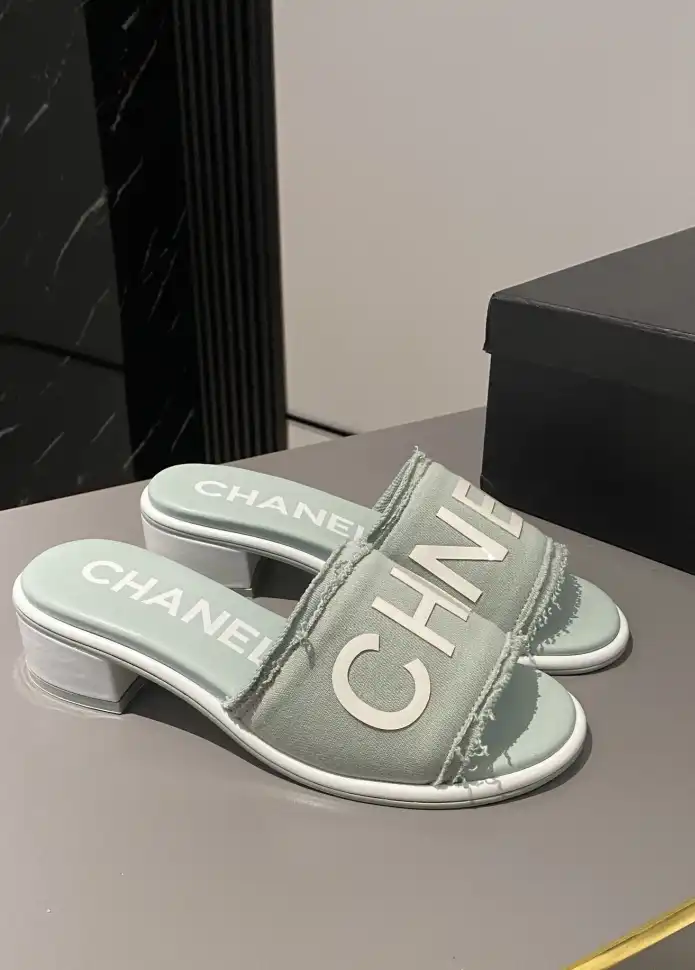 hype Chanel Slippers