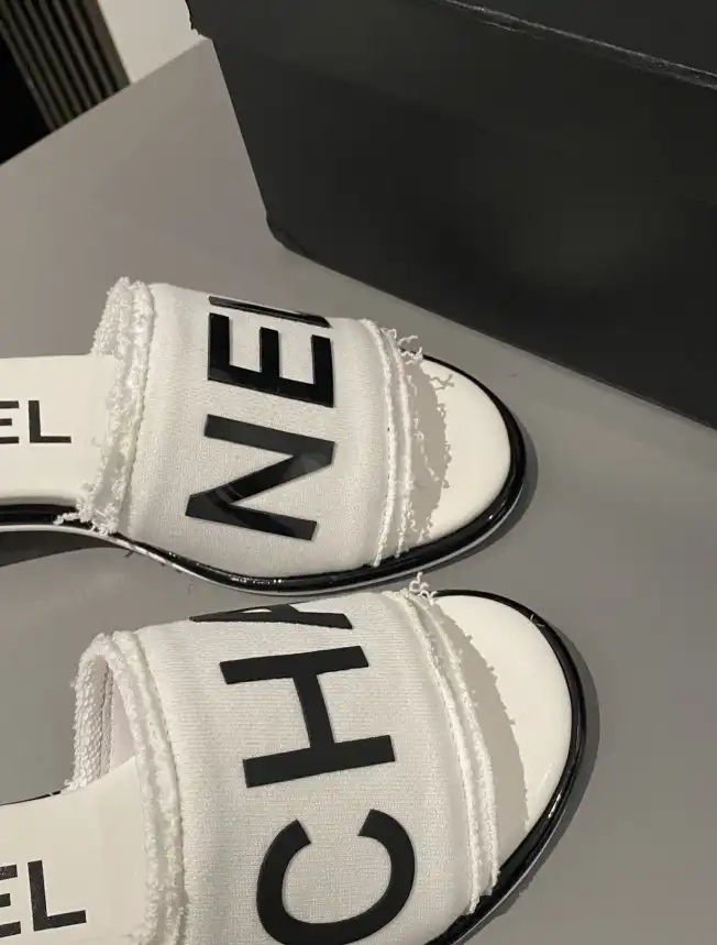 hype Chanel Slippers