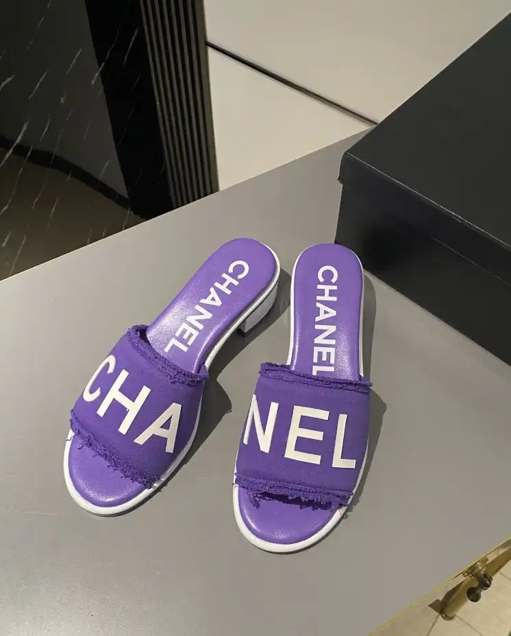 hype Chanel Slippers