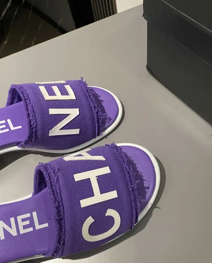 hype Chanel Slippers