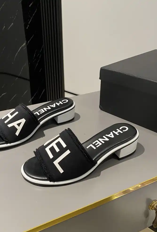 hype Chanel Slippers