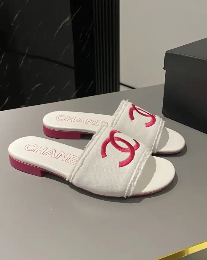 hype Chanel Slippers