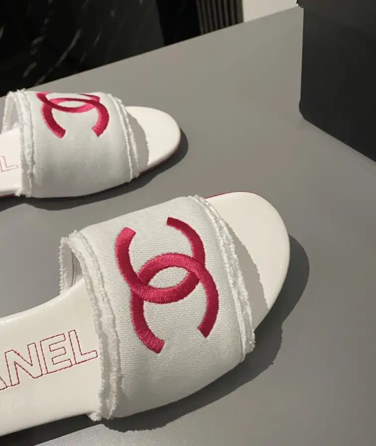 hype Chanel Slippers