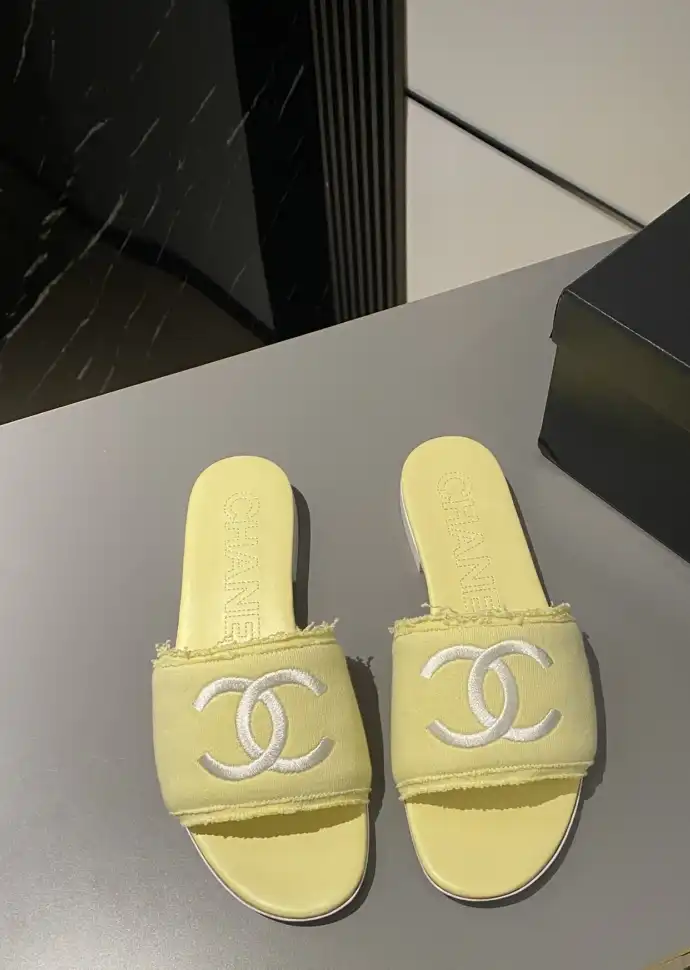 hype Chanel Slippers