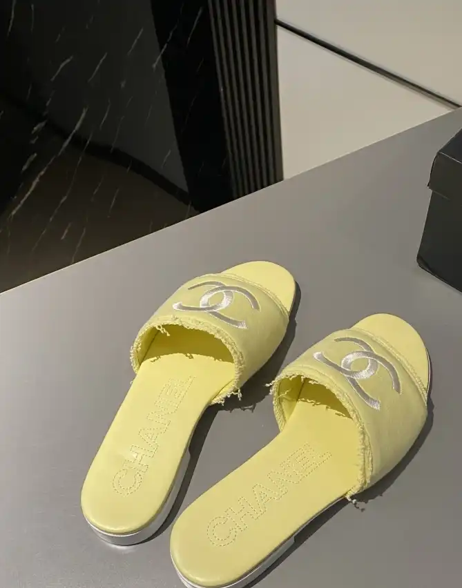 hype Chanel Slippers