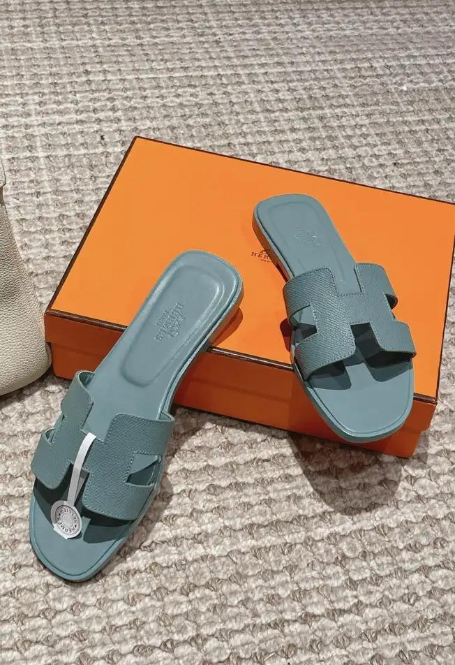 hype Hermes Slippers