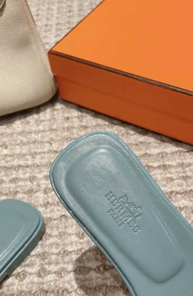 hype Hermes Slippers