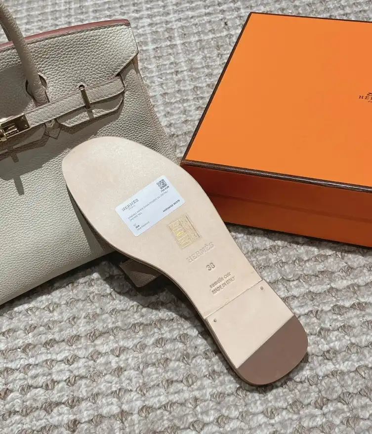 hype Hermes Slippers