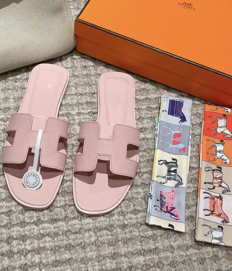 hype Hermes Slippers