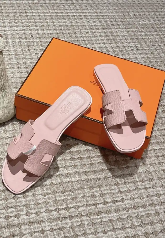 hype Hermes Slippers